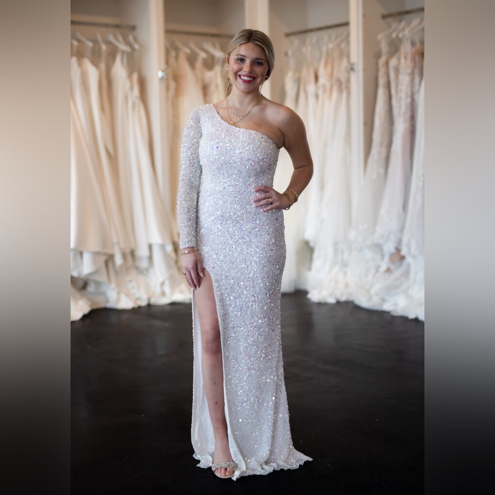 Sherri Hill White Sequin Long Sleeve Dress see pics and description